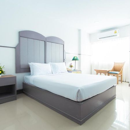 Ruensuk Place Bang Lamung Exterior photo