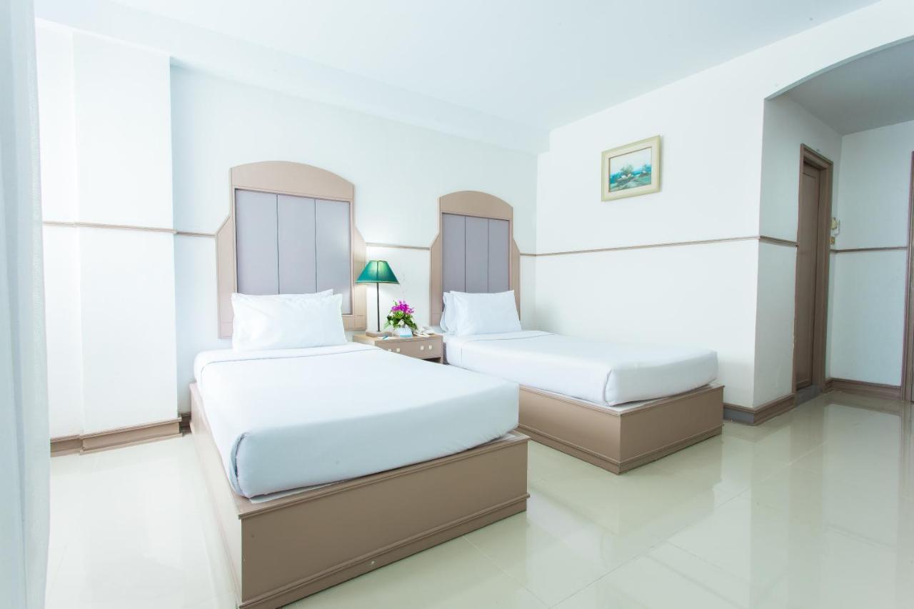 Ruensuk Place Bang Lamung Exterior photo